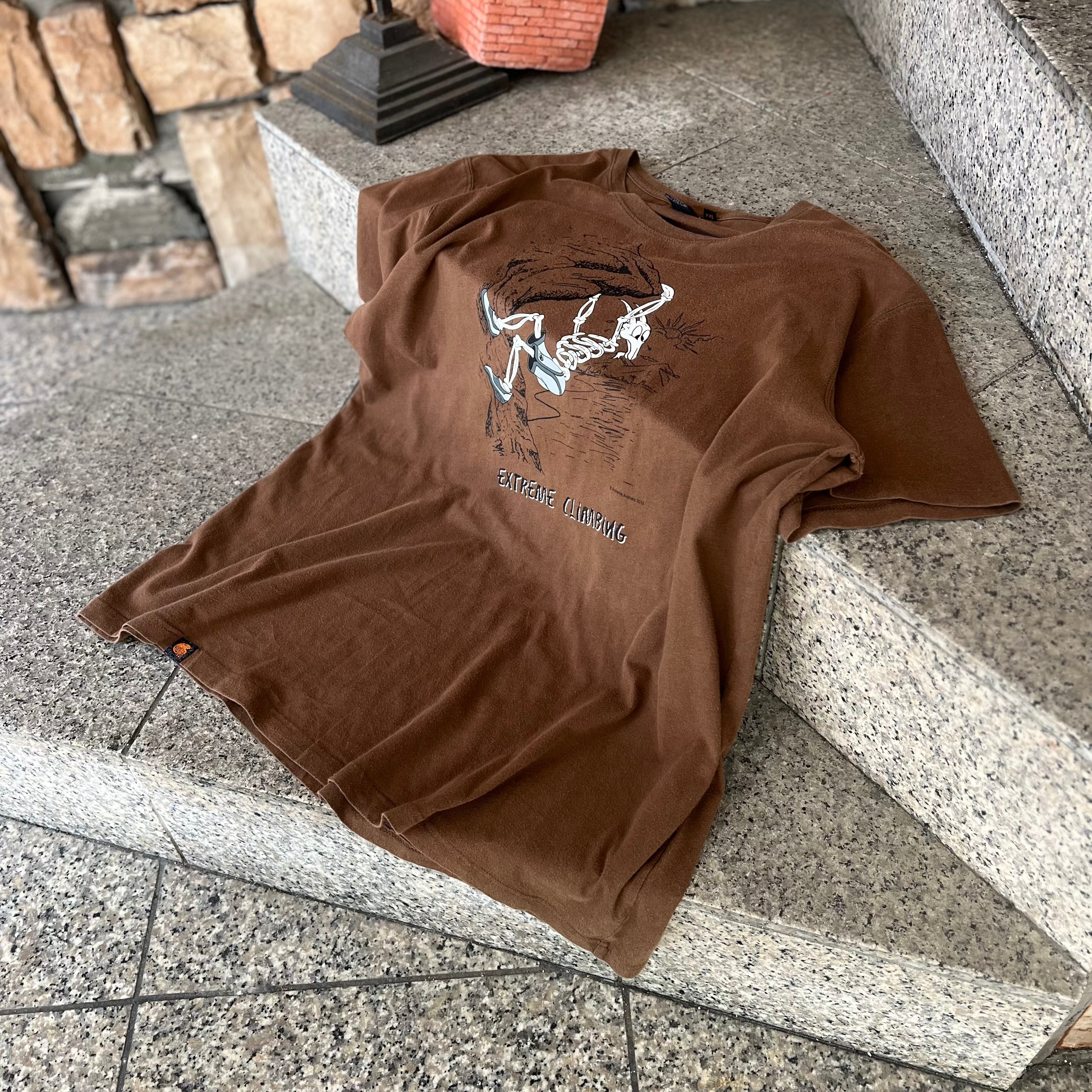 古着【IGUANA LIFE WEAR】デザインTシャツ｜ヴィンテージ（古着）専門