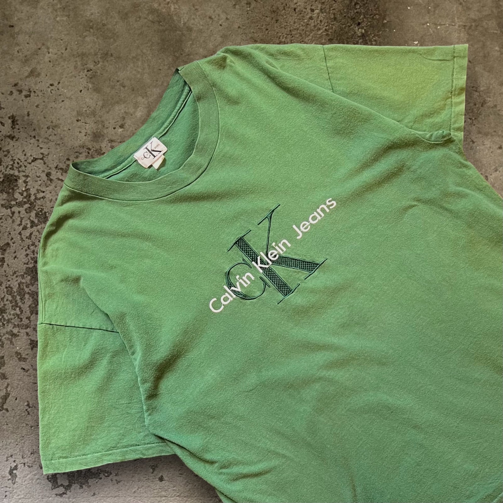 古着Tシャツ 】グッドレギュラー 90s Calvin Klein jeans 