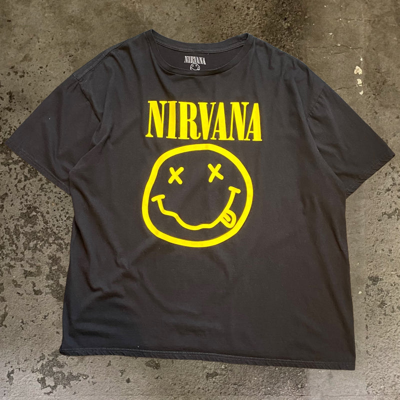 【古着Tシャツ】音楽 00s NIRVANA Smile Reprint