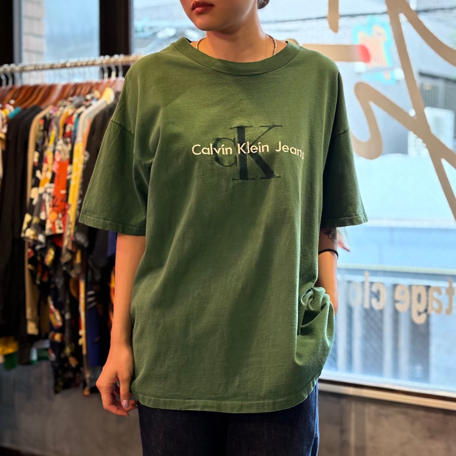 古着Tシャツ 】グッドレギュラー 90s Calvin Klein jeans 