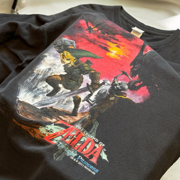 【古着Tシャツ】ゲーム 00s 2011 Nintendo ZELDA "Twilight Princess"