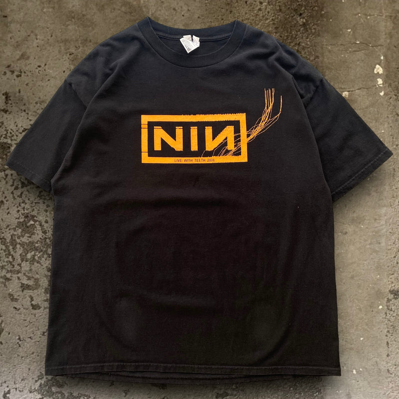 【古着Tシャツ】音楽 Nine Inch Nails"LIVE: WITH TEETH 2006"