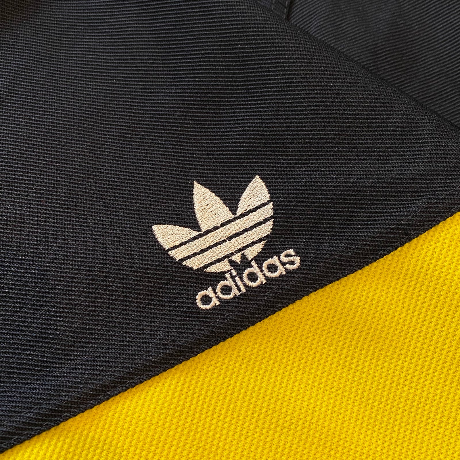 古着Tシャツ】企業 80〜90s adidas スリーストライプ コットンTシャツ 