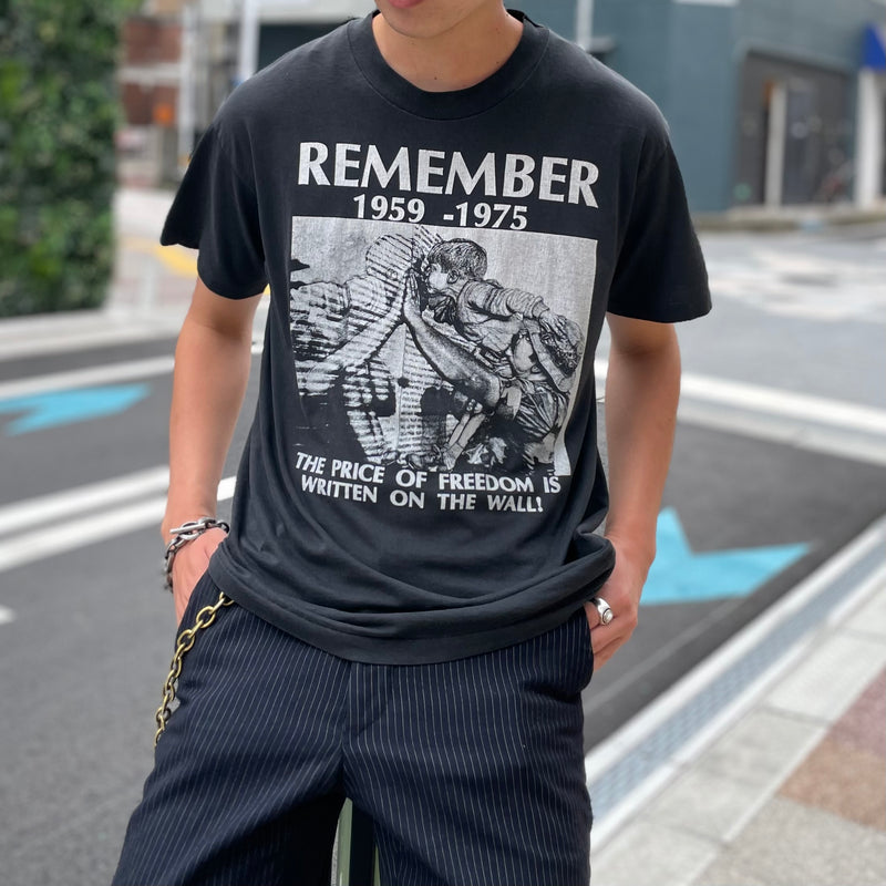 【古着Tシャツ】アート 80〜90's REMEMBER