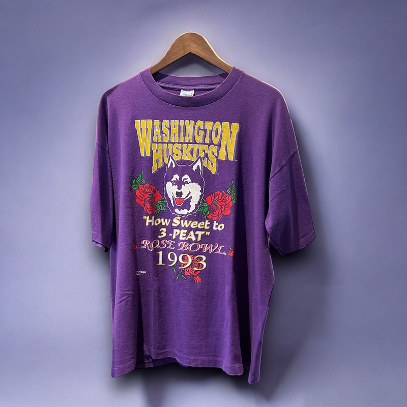 古着【salem sportswear】 Washington huskies 3-peat デザインTシャツ