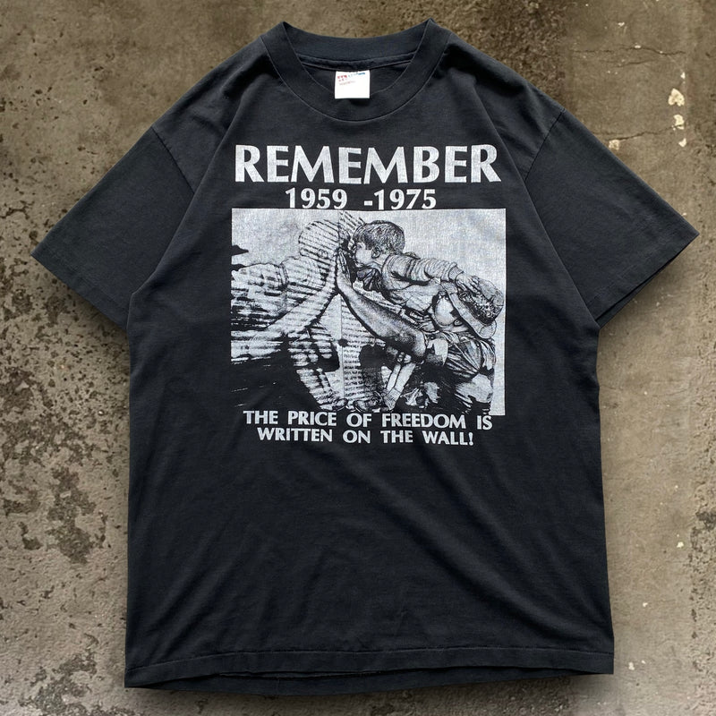 【古着Tシャツ】アート 80〜90's REMEMBER