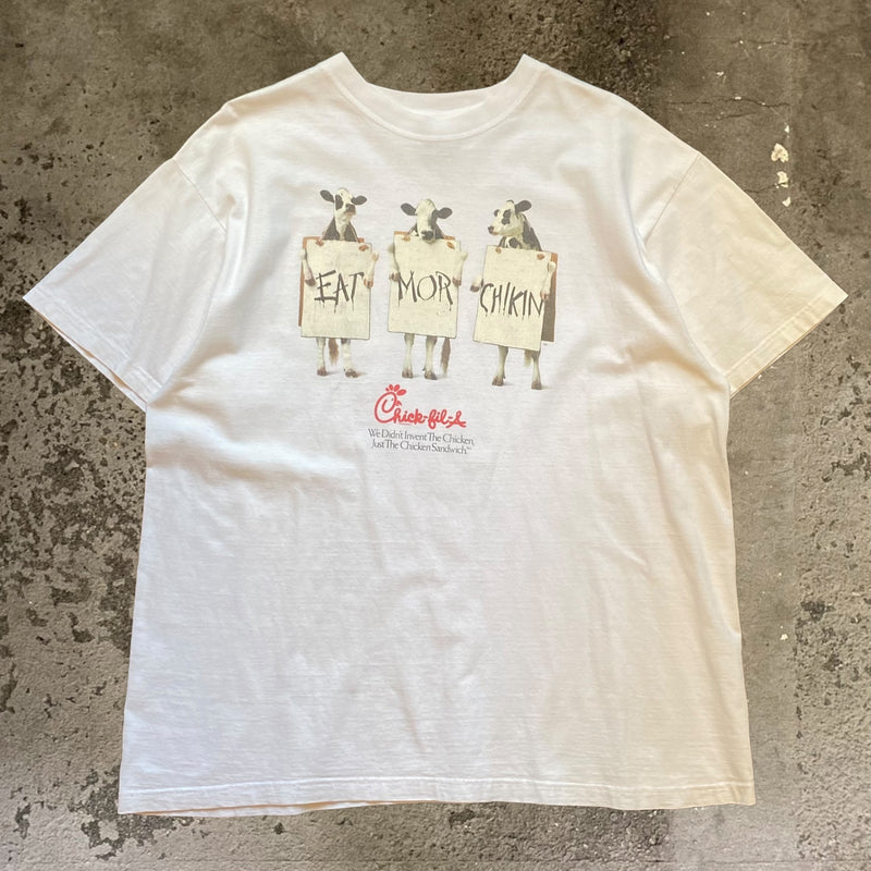 【古着Tシャツ】グッドレギュラー 90's Chick-fil-A "EAT MOR CHIKIN"