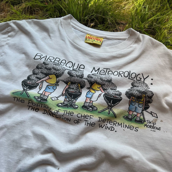 【古着Tシャツ】グッドレギュラー　LAKE STREDT SHIRTS "BARBEQUE MeTeORLOGY"