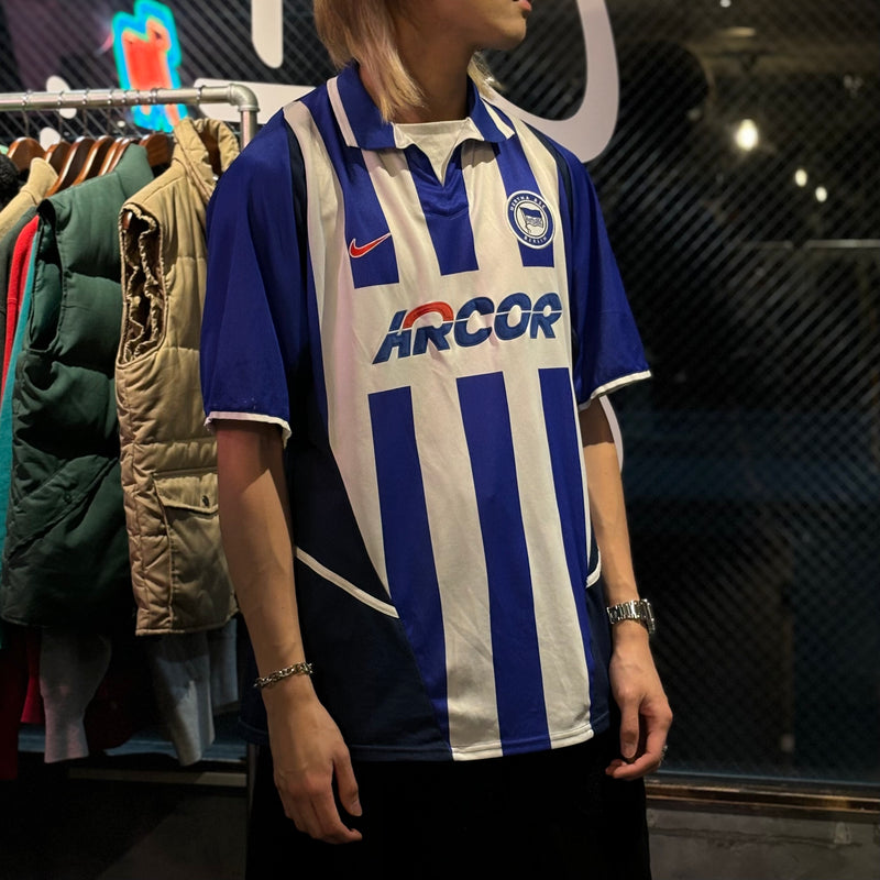 【古着Tシャツ】企業 02〜03s NIKE HERTHA BERLIN BSC サッカーシャツ