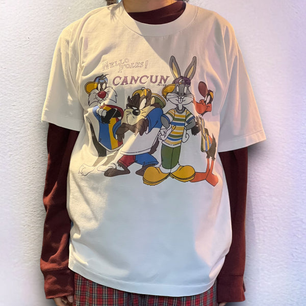 古着 90s【Looney Tunes】キャラクターデザインTシャツ
