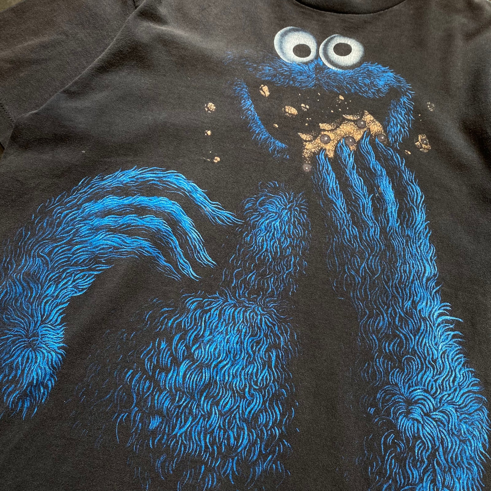 COOKIE MONSTER 90sヴィンテージtシャツ VINTAGE 90s Sesame Street Cookie Monster Red T-Shirt sz