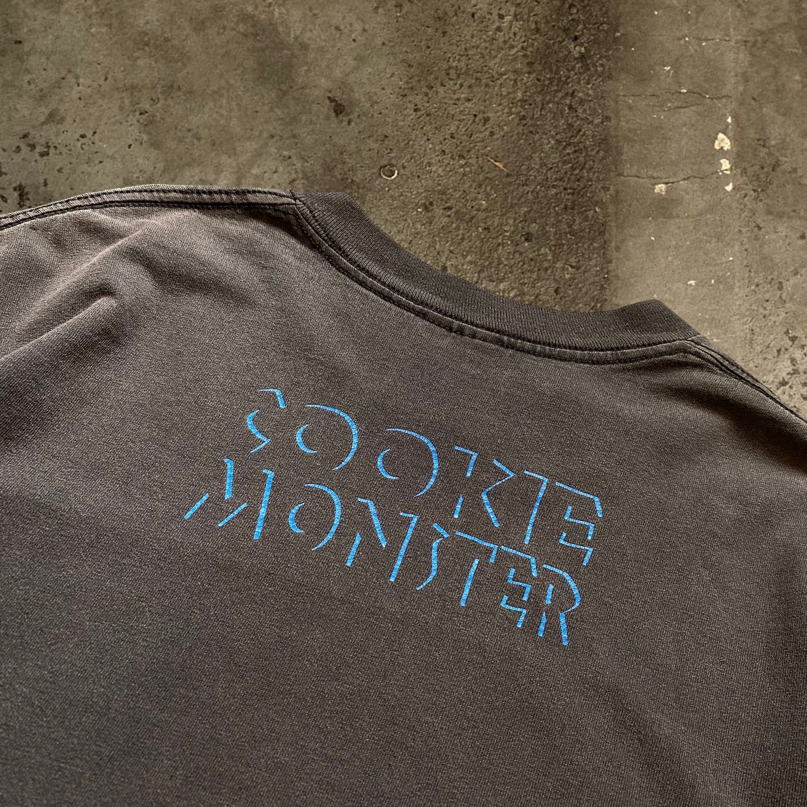 COOKIE MONSTER 90sヴィンテージtシャツ VINTAGE 90s Sesame Street Cookie Monster Red T-Shirt sz